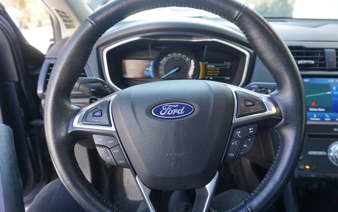 Ford Fusion cena 44900 przebieg: 82000, rok produkcji 2018 z Kraków małe 46